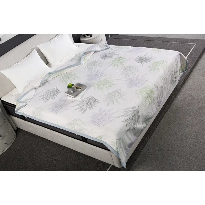 Skin Amichevule Latex Quilt